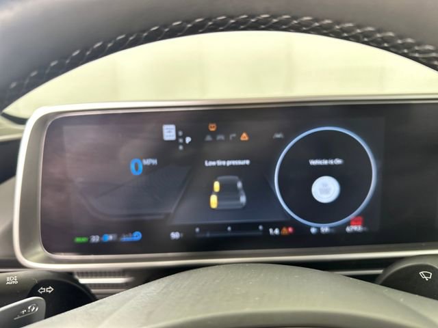 Used 2024 Hyundai Ioniq 6 Limited image 17