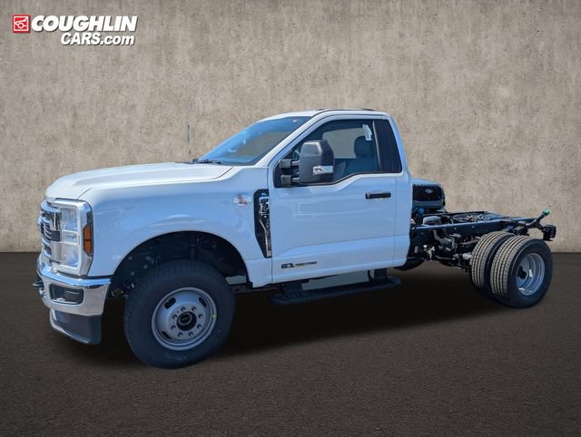 New 2026 Ford F350 XL w/ XL Chrome Package AWD/4WD image 4