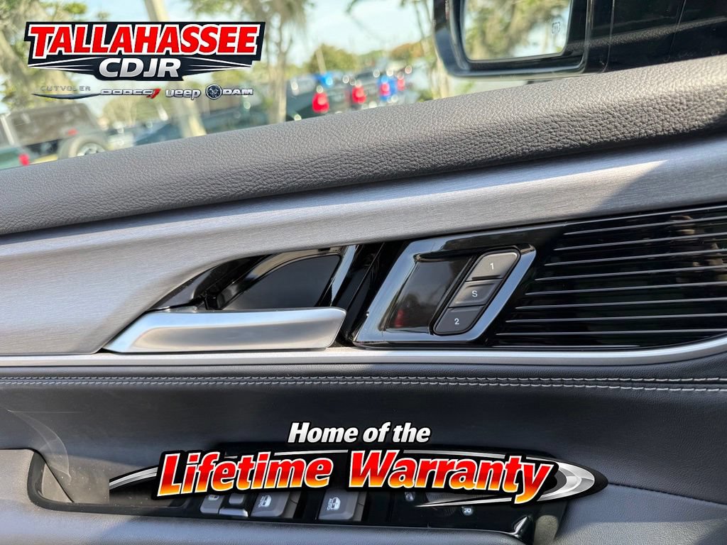 New 2026 Jeep Grand Wagoneer L Limited AWD/4WD image 13