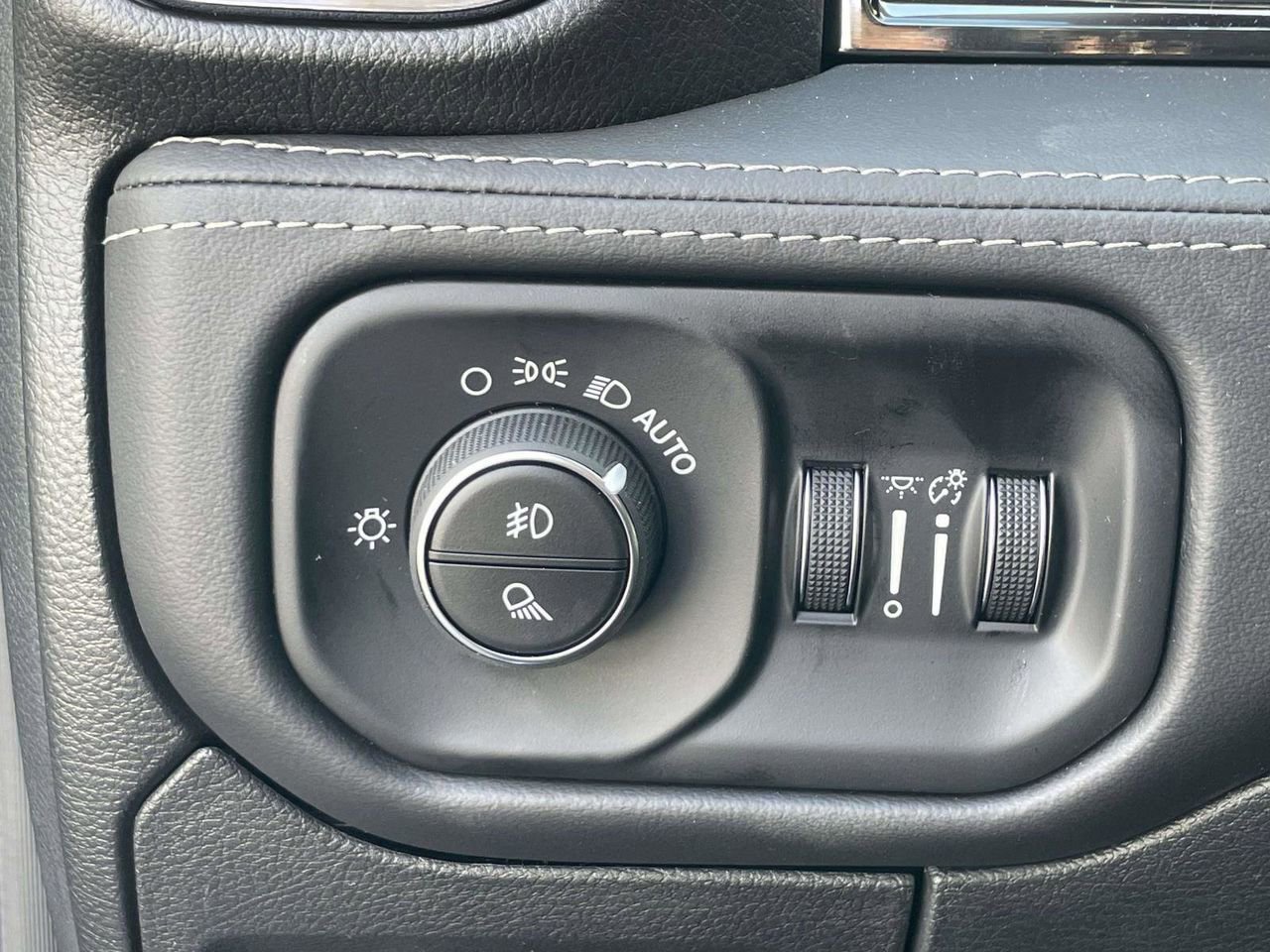 New 2026 RAM 1500 Limited image 12