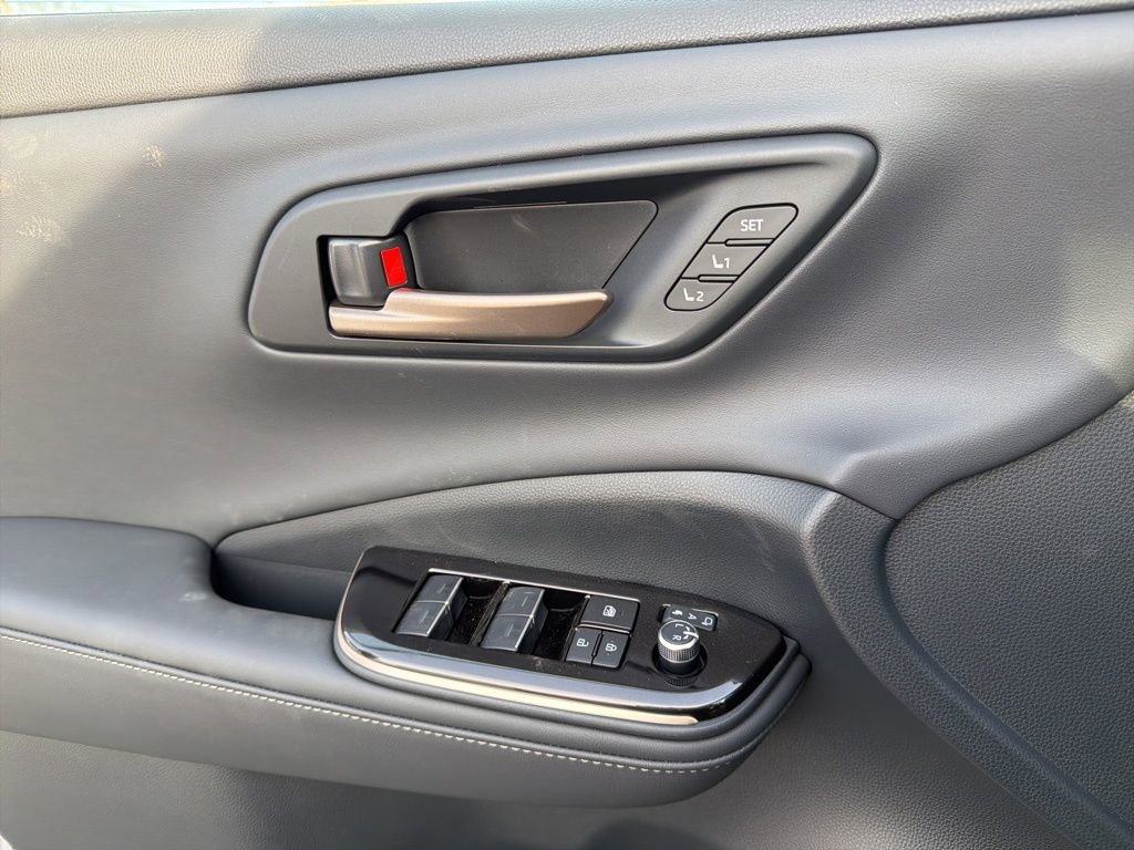 New 2026 Toyota Crown Signia image 14