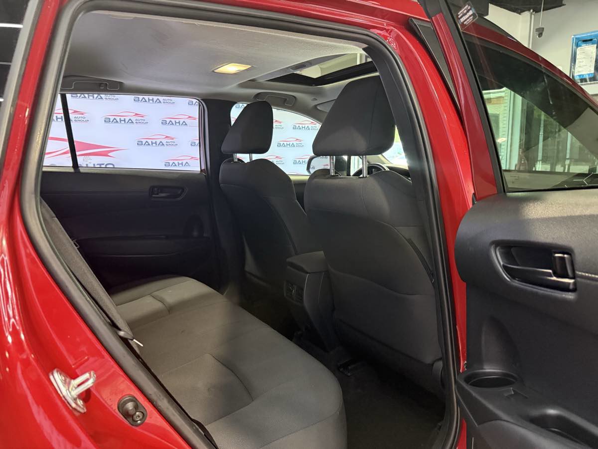 Used 2022 Toyota Corolla Cross LE w/ Moonroof Package image 45