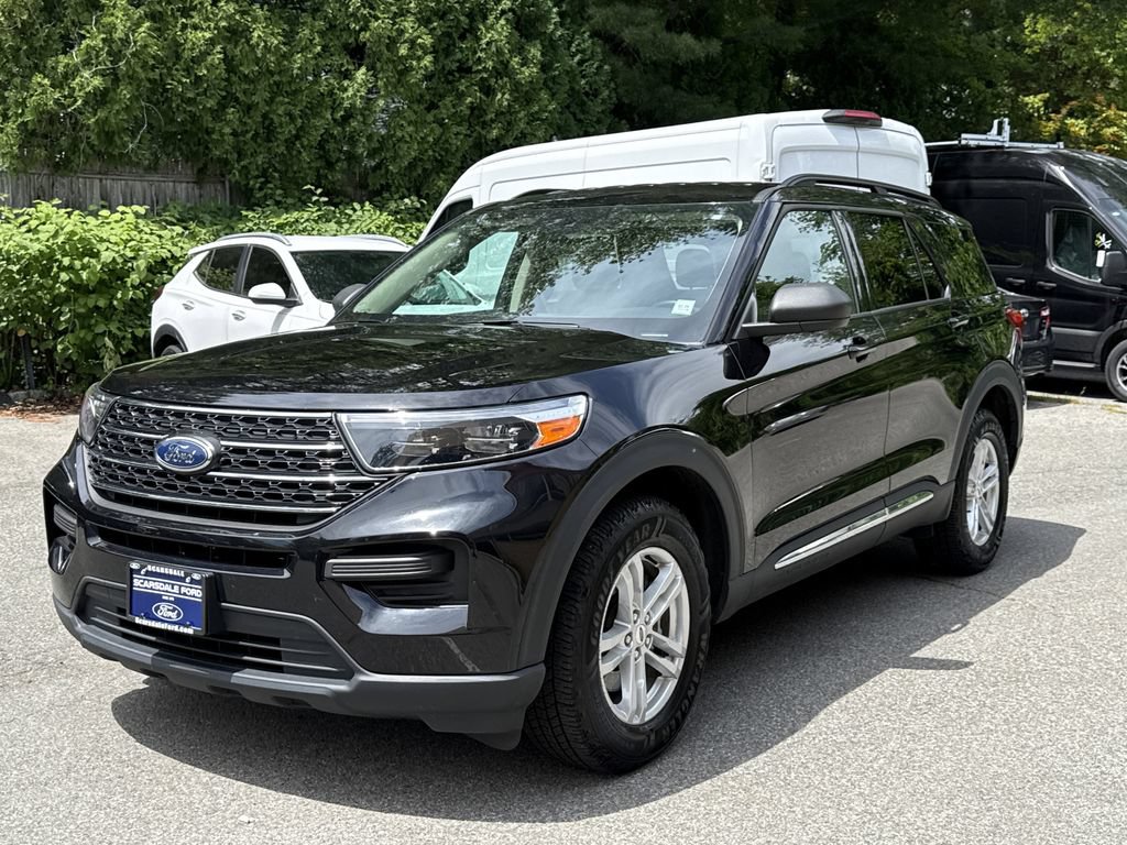 Used 2023 Ford Explorer XLT AWD/4WD image 7