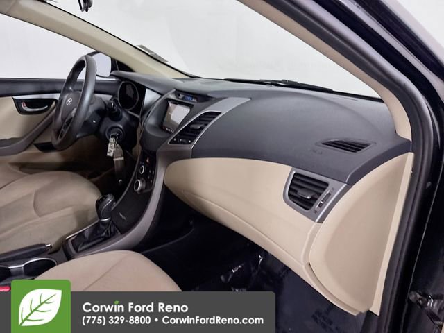 Used 2016 Hyundai Elantra SE image 25