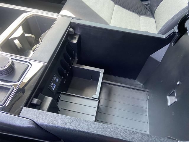 Used 2024 Toyota Tundra SR5 w/ SR5 Convenience Package AWD/4WD image 31