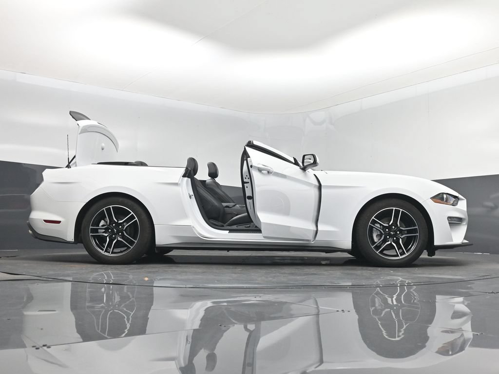 Used 2023 Ford Mustang Premium RWD image 7