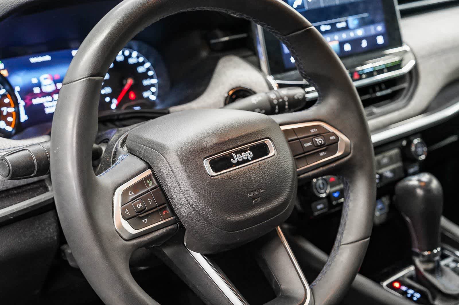 Used 2022 Jeep Compass Latitude FWD image 20