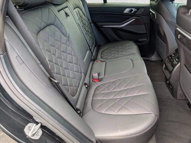 Used 2025 BMW X5 sDrive40i w/ Premium Package image 22