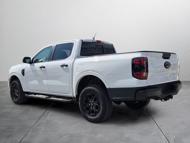 Used 2025 Ford Ranger XLT w/ Black Appearance Package RWD image 3