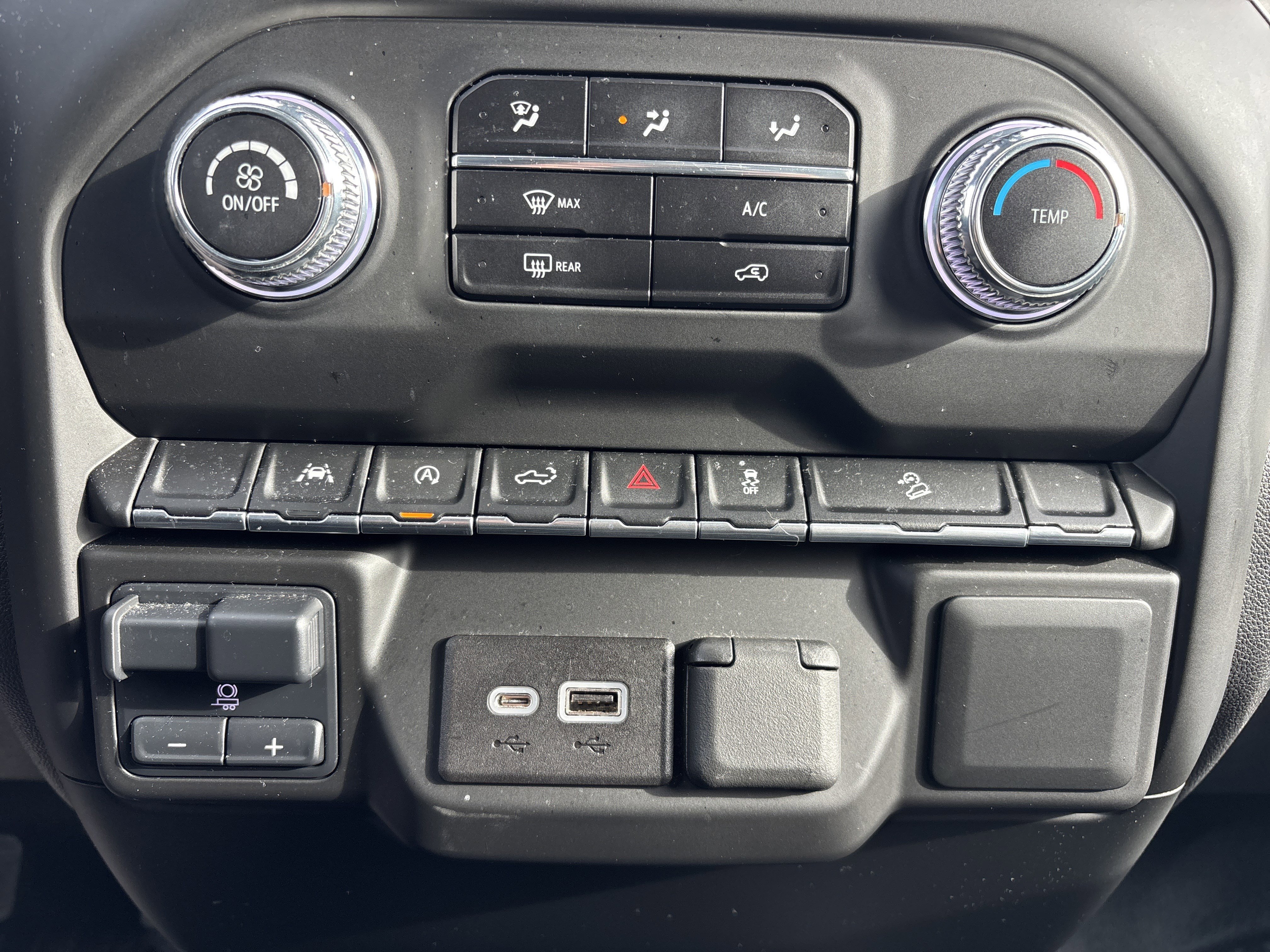 Used 2023 GMC Sierra 1500 Pro w/ Pro Value Package image 29