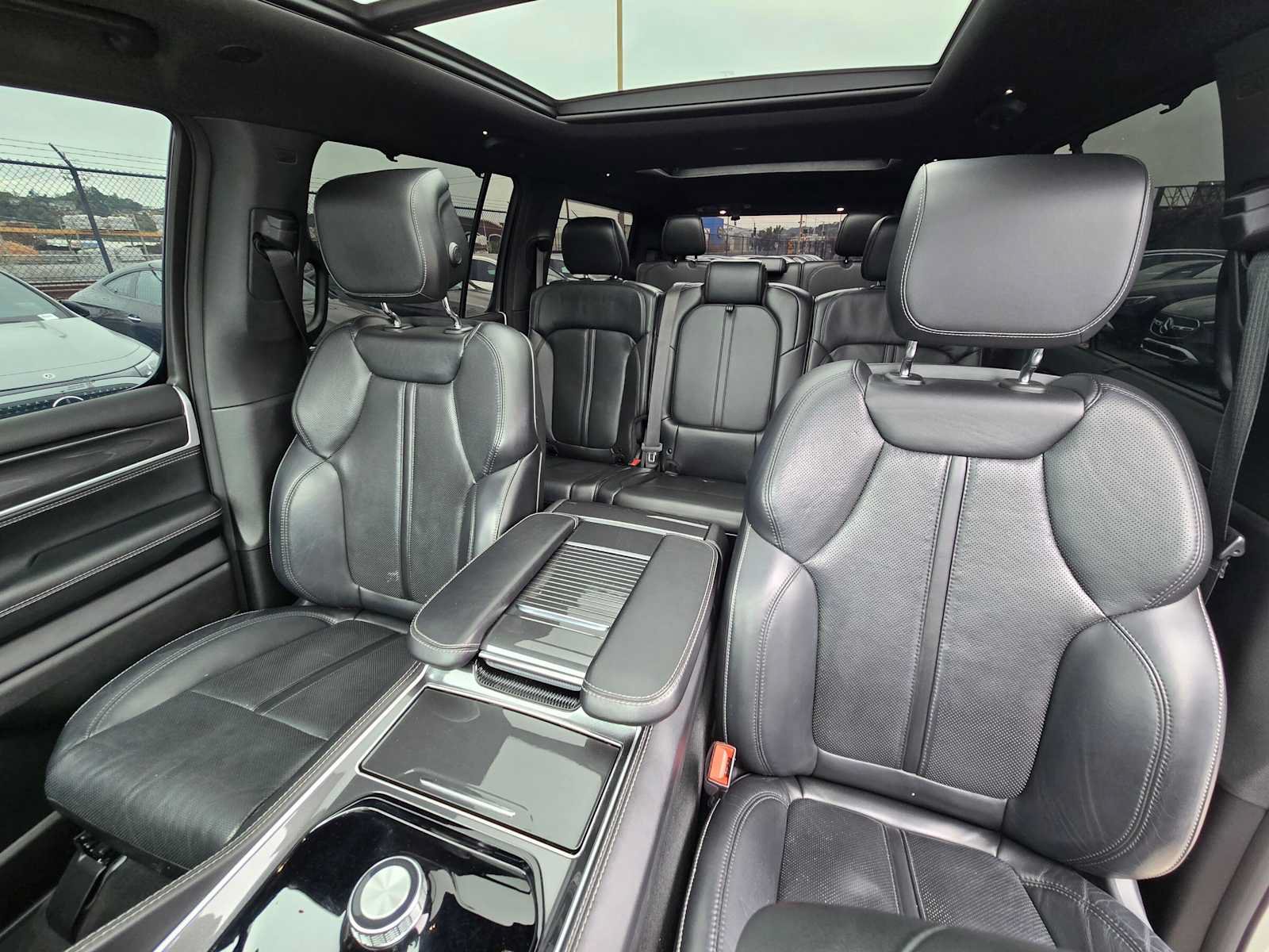 Used 2022 Jeep Wagoneer Series I w/ Convenience Group I RWD image 23