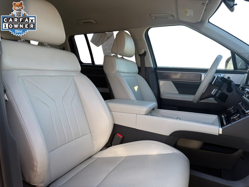 Used 2025 Hyundai Santa Fe SEL AWD/4WD image 15