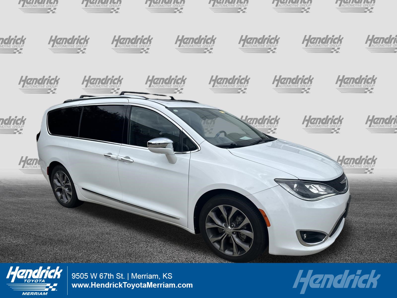 Used 2017 Chrysler Pacifica Limited