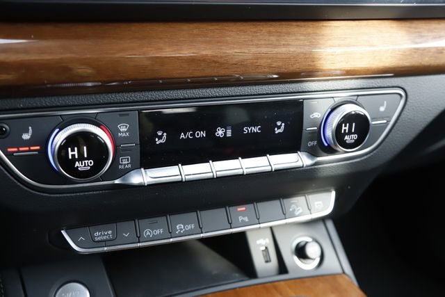 Used 2023 Audi Q5 2.0T Premium Plus w/ Premium Plus Package image 29