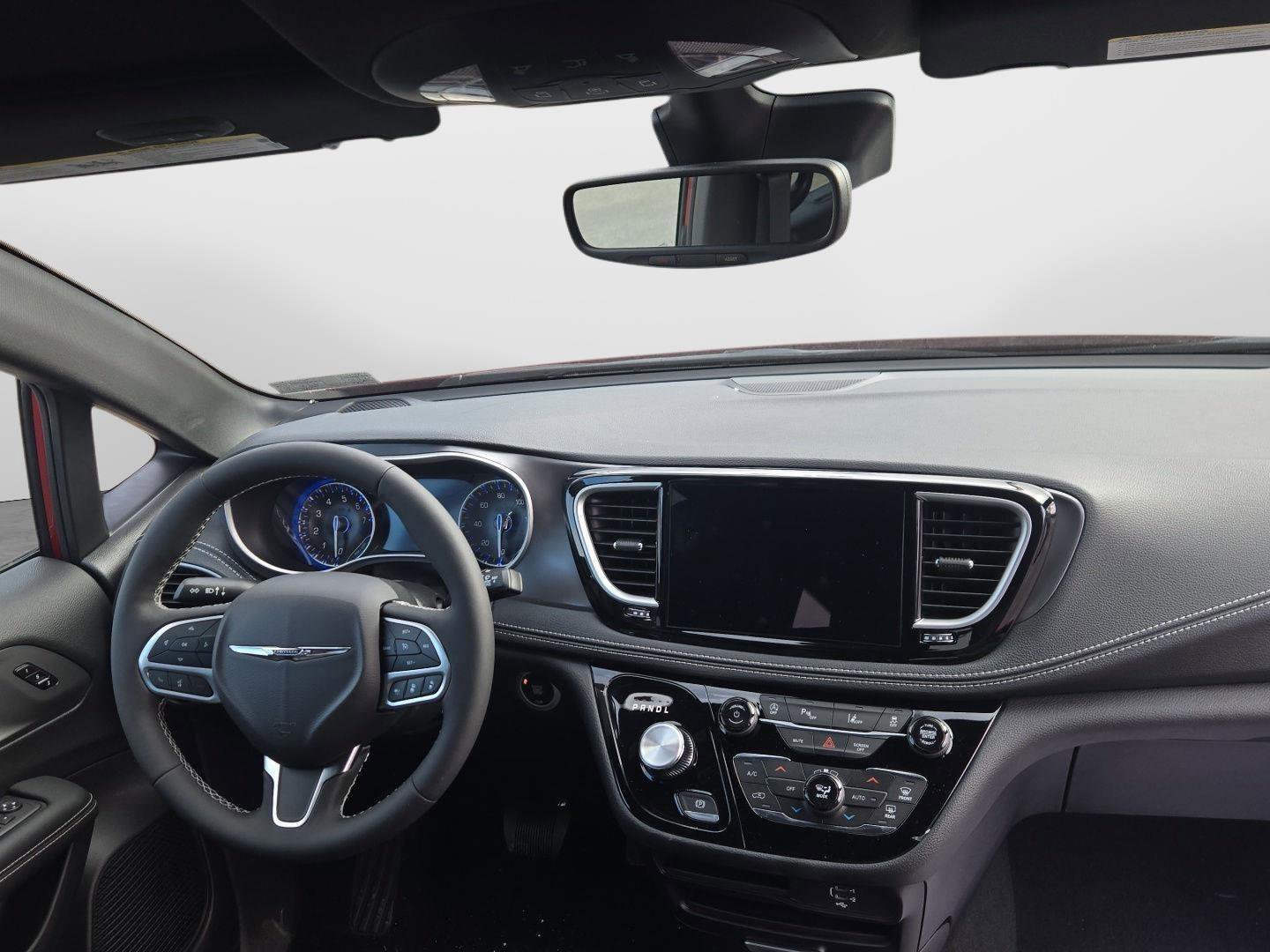 New 2026 Chrysler Pacifica Select image 9