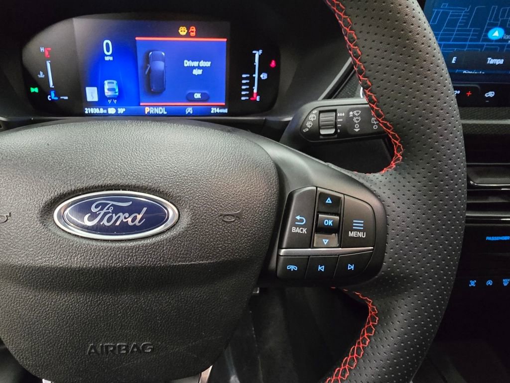 Used 2023 Ford Escape ST-Line w/ Tech Pack #1 image 19