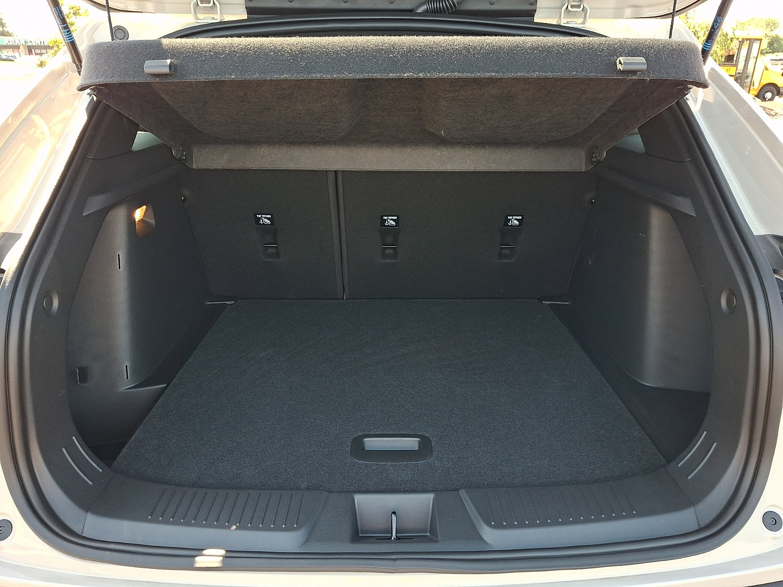 Certified 2026 Chevrolet Trax RS w/ Sunroof Package FWD image 29
