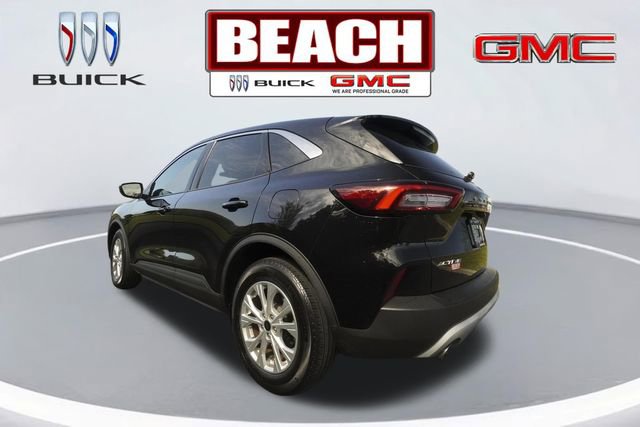 Used 2023 Ford Escape Active FWD image 5