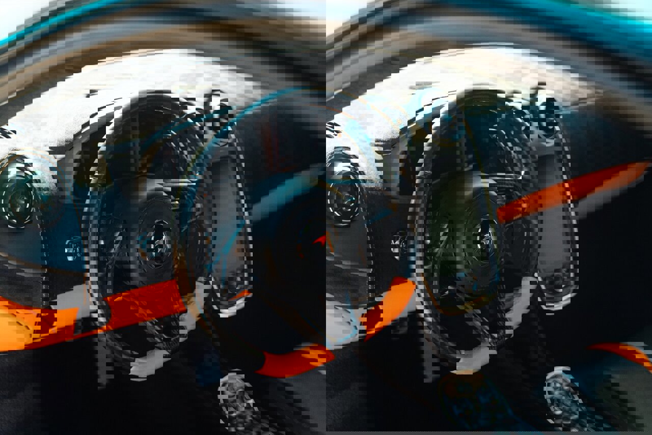 Used 2017 McLaren 570S image 21