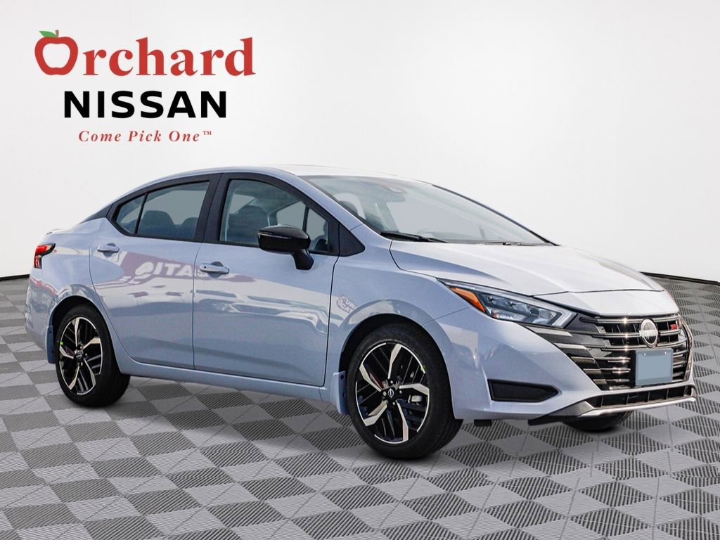 New 2025 Nissan Versa SR w/ Trunk Package FWD image 5