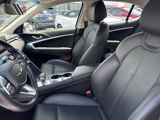 Used 2025 Genesis G70 2.5T RWD image 5