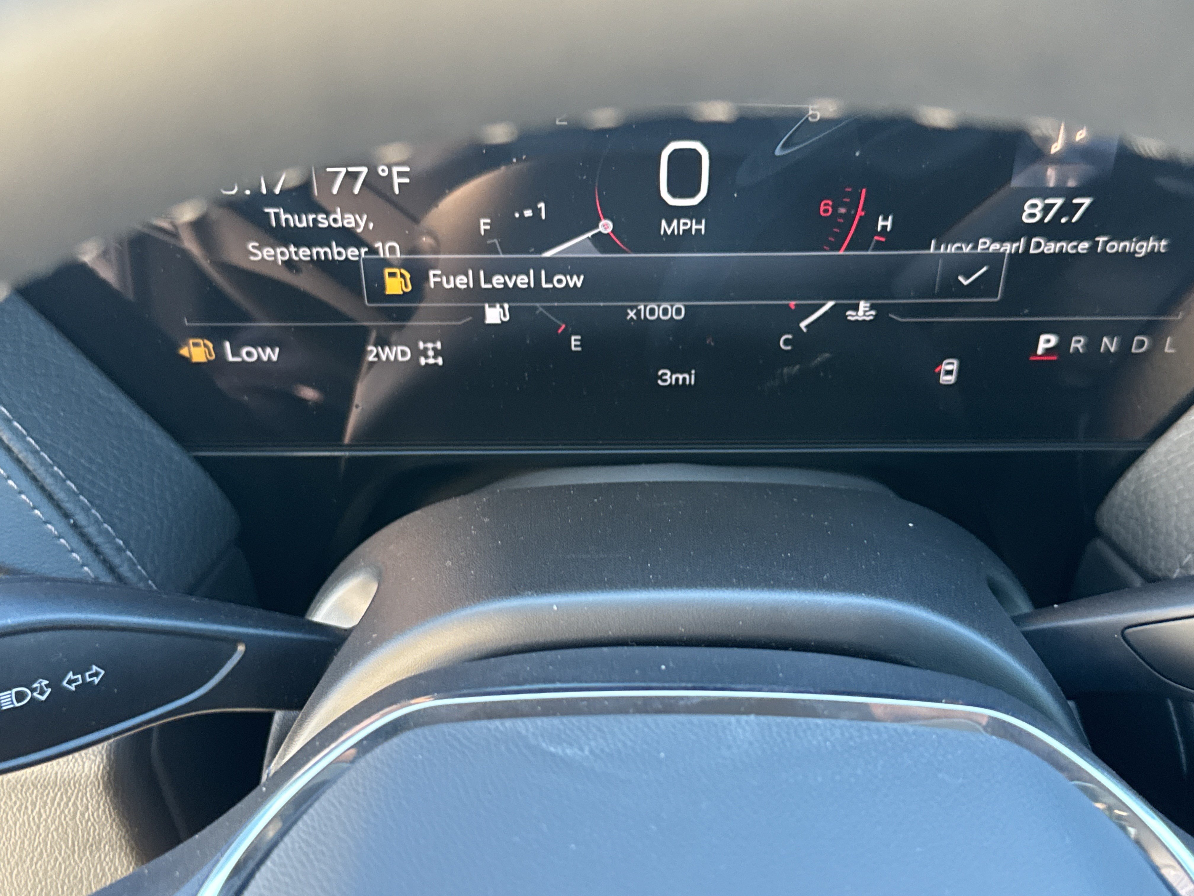 New 2026 GMC Yukon XL Denali w/ Sun & Power Step Package AWD/4WD image 22