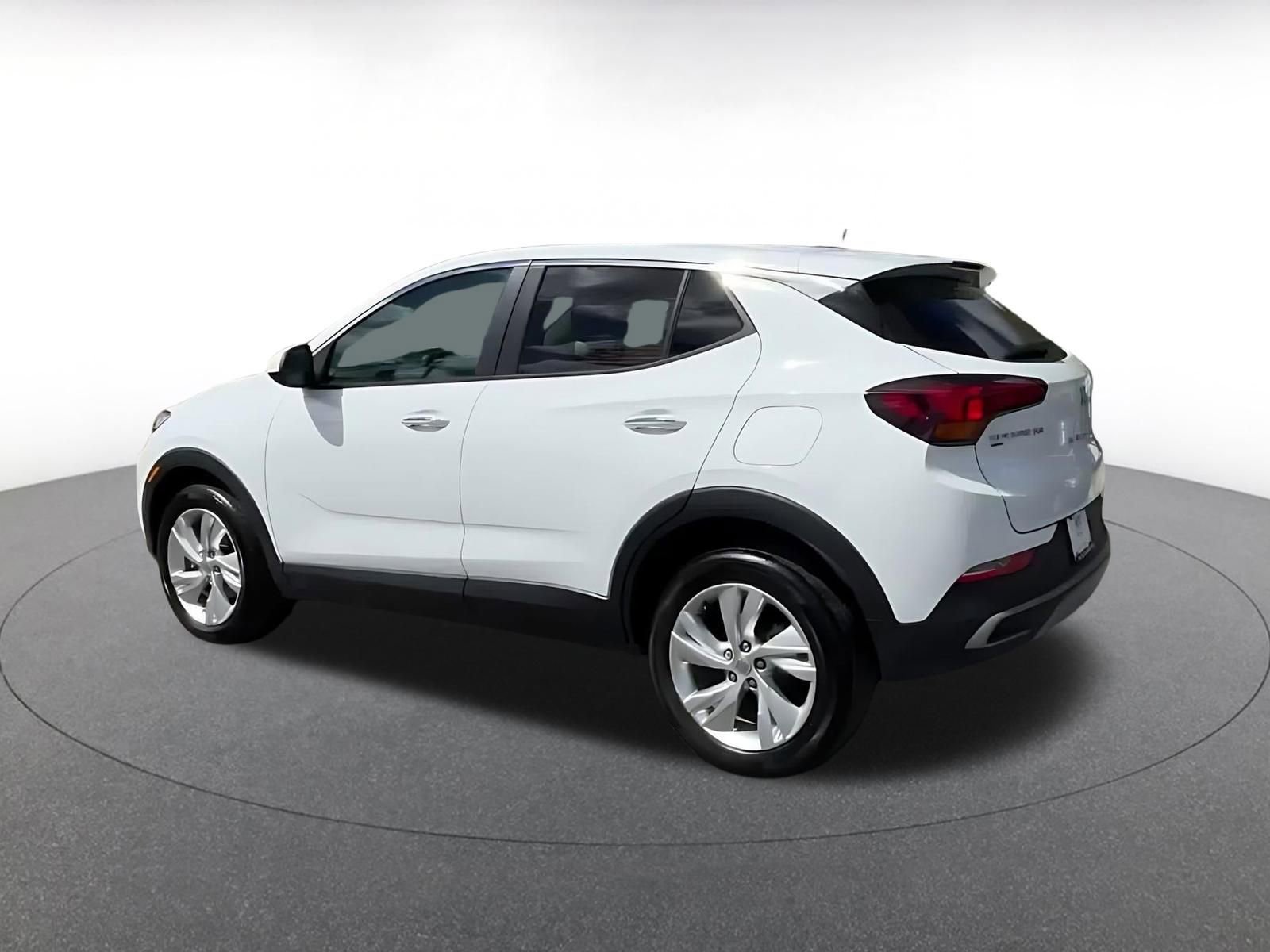 Used 2025 Buick Encore GX Preferred image 10