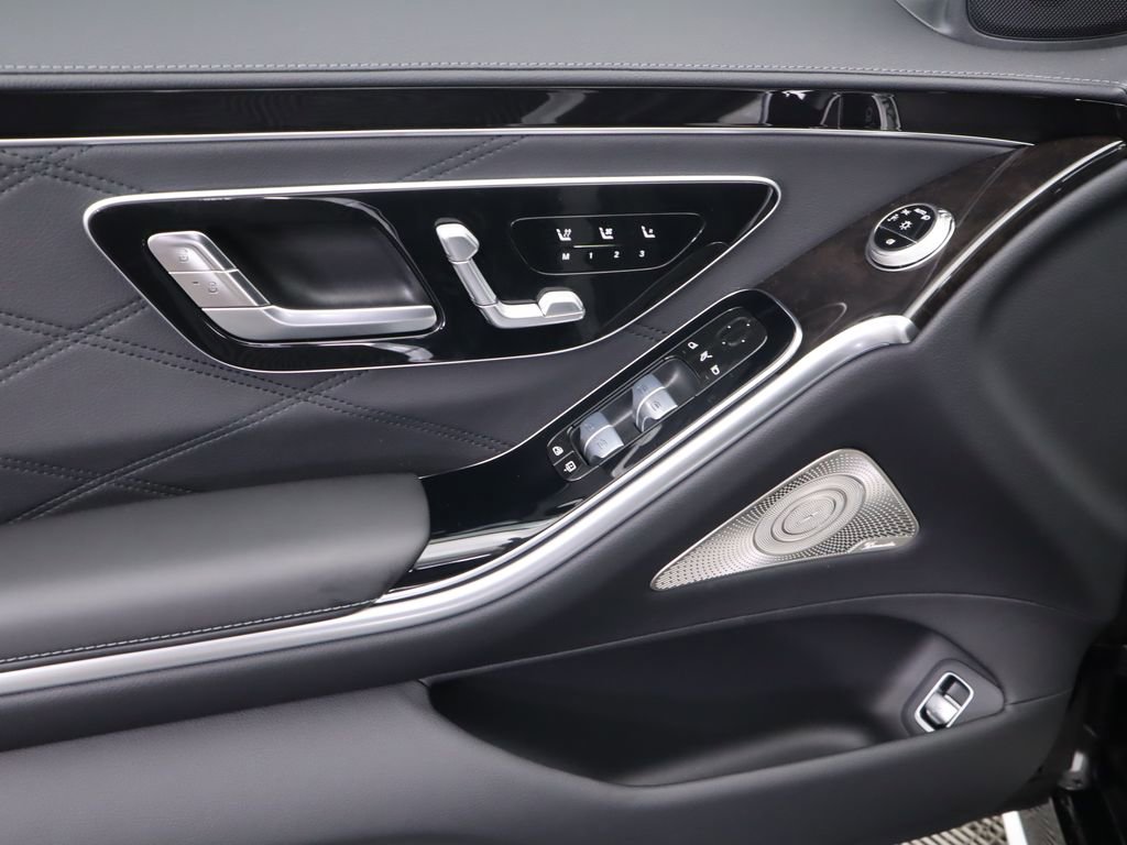 New 2026 Mercedes-Benz S 63 AMG S image 25