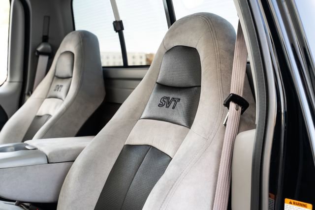 Used 2004 Ford F150 Lightning image 18