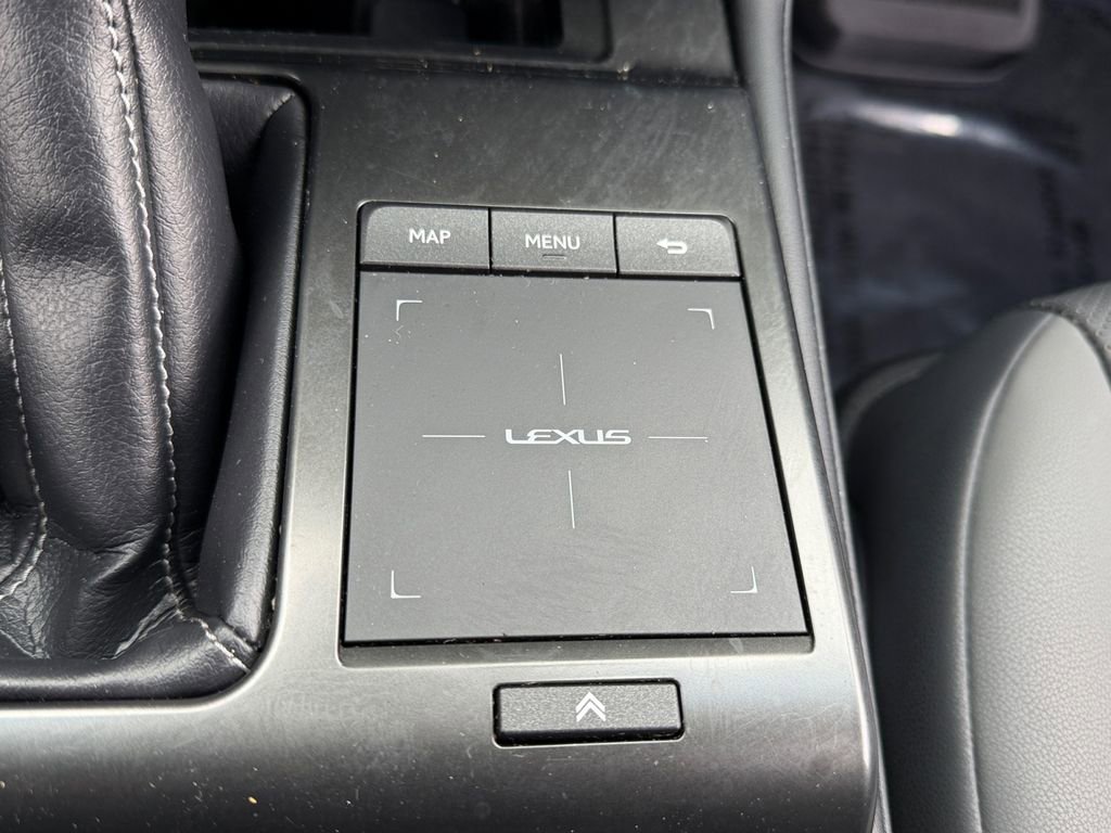 Used 2022 Lexus GX 460 w/ Black Line Special Edition AWD/4WD image 30