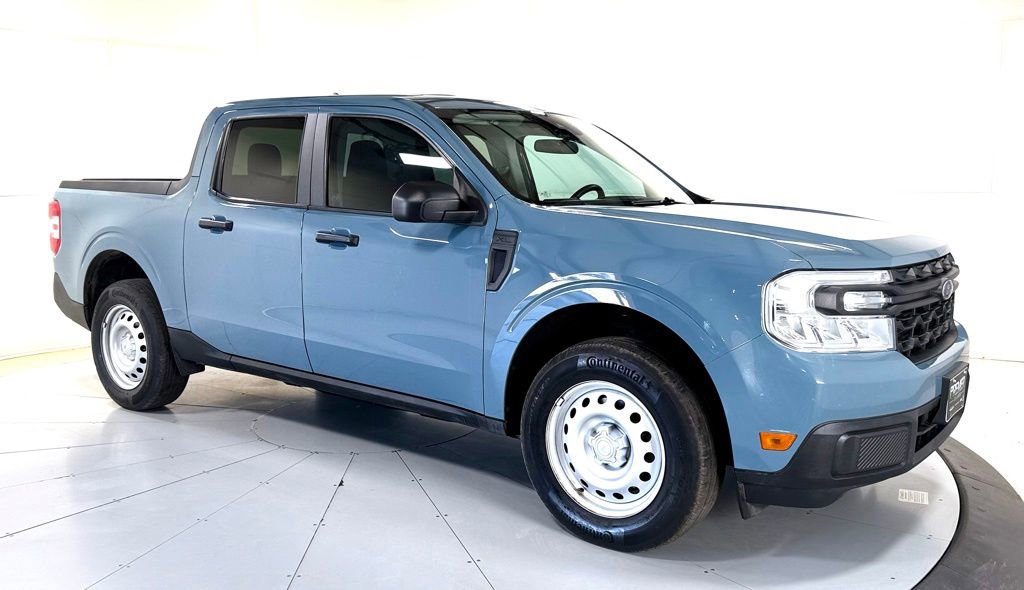 Used 2022 Ford Maverick XL FWD image 1