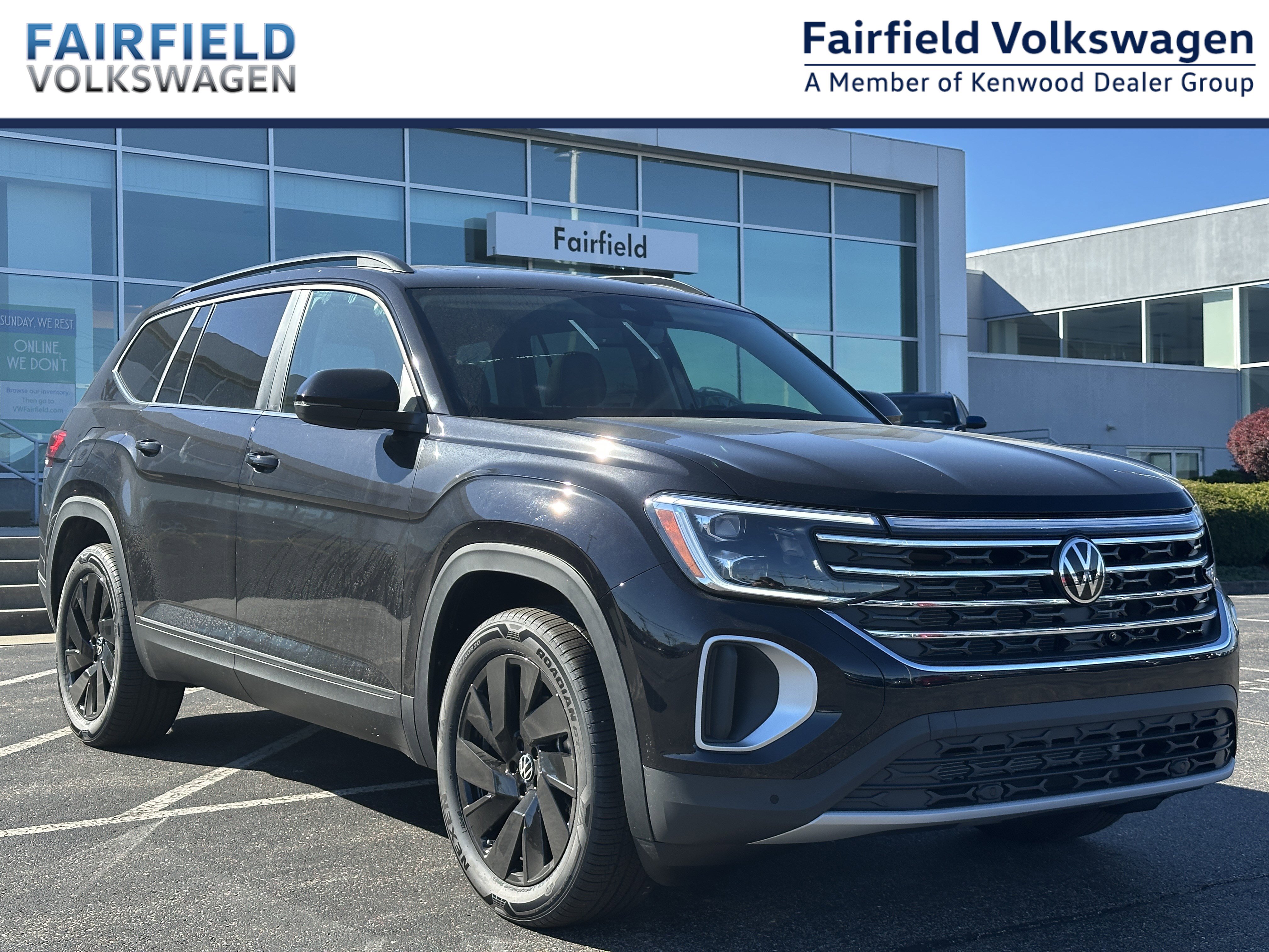 New 2026 Volkswagen Atlas SE image 1