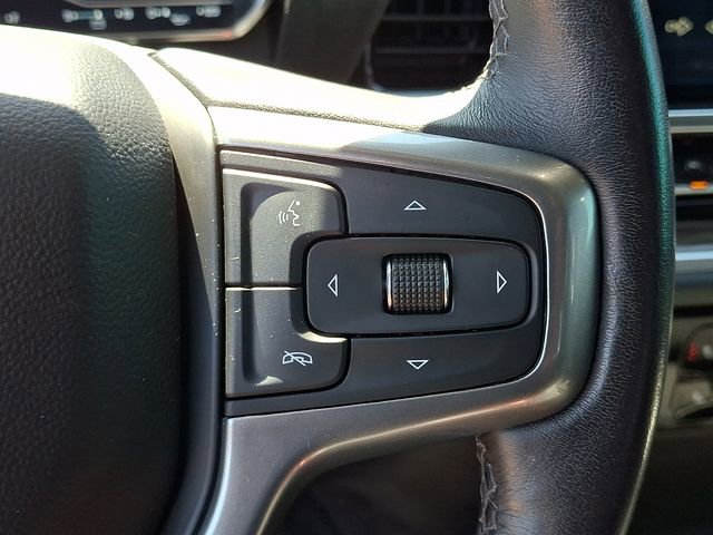 Used 2022 Chevrolet Silverado 1500 LT AWD/4WD image 16