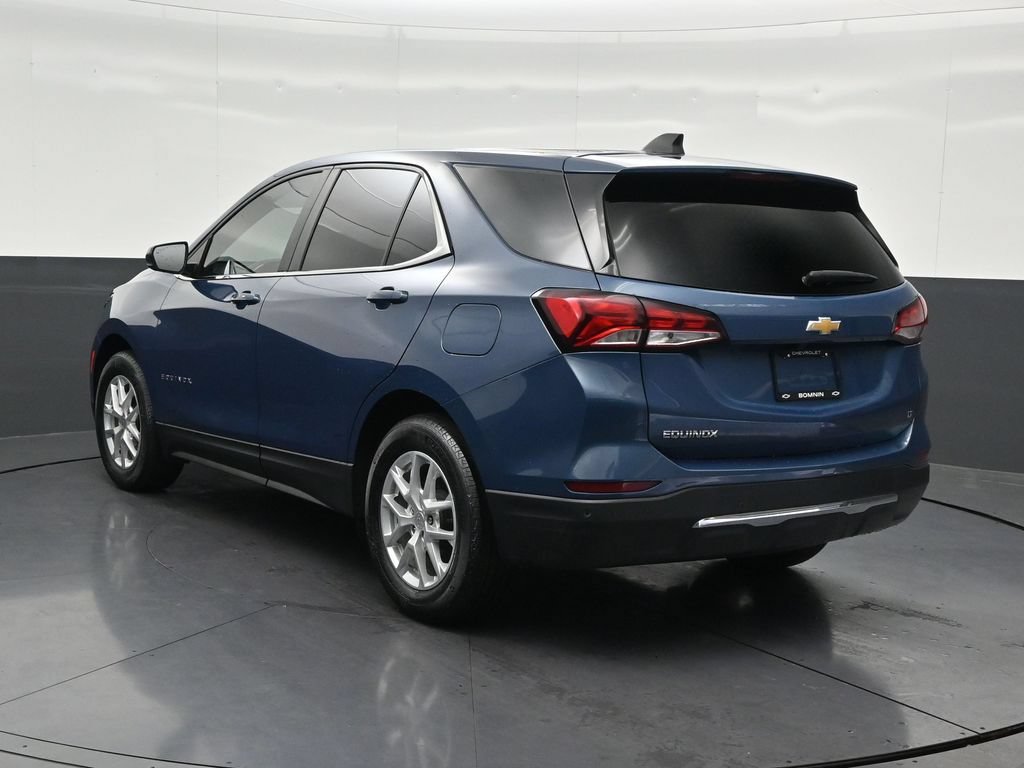 Used 2024 Chevrolet Equinox LT FWD image 3