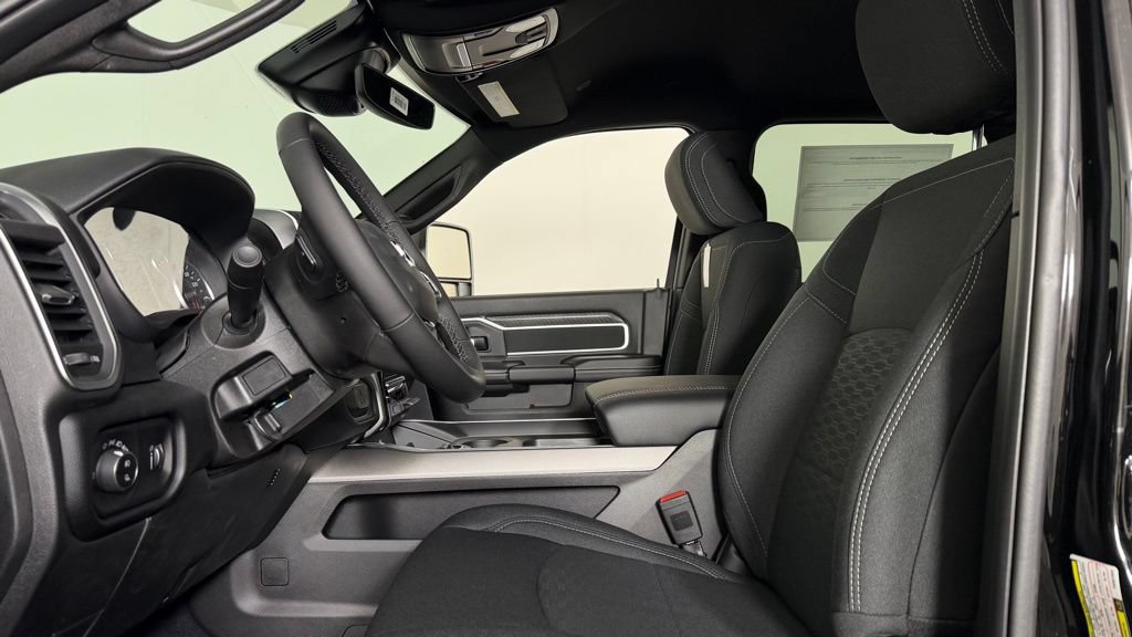New 2026 RAM 2500 Big Horn AWD/4WD image 11