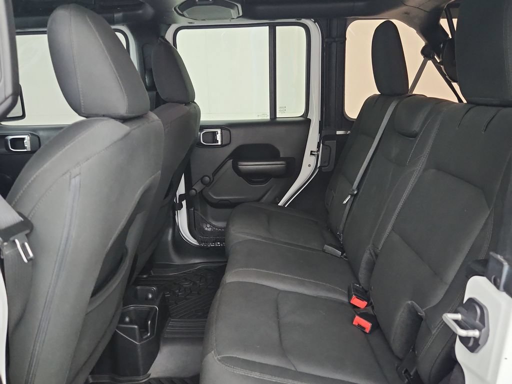 Used 2018 Jeep Wrangler Unlimited Sport AWD/4WD image 33