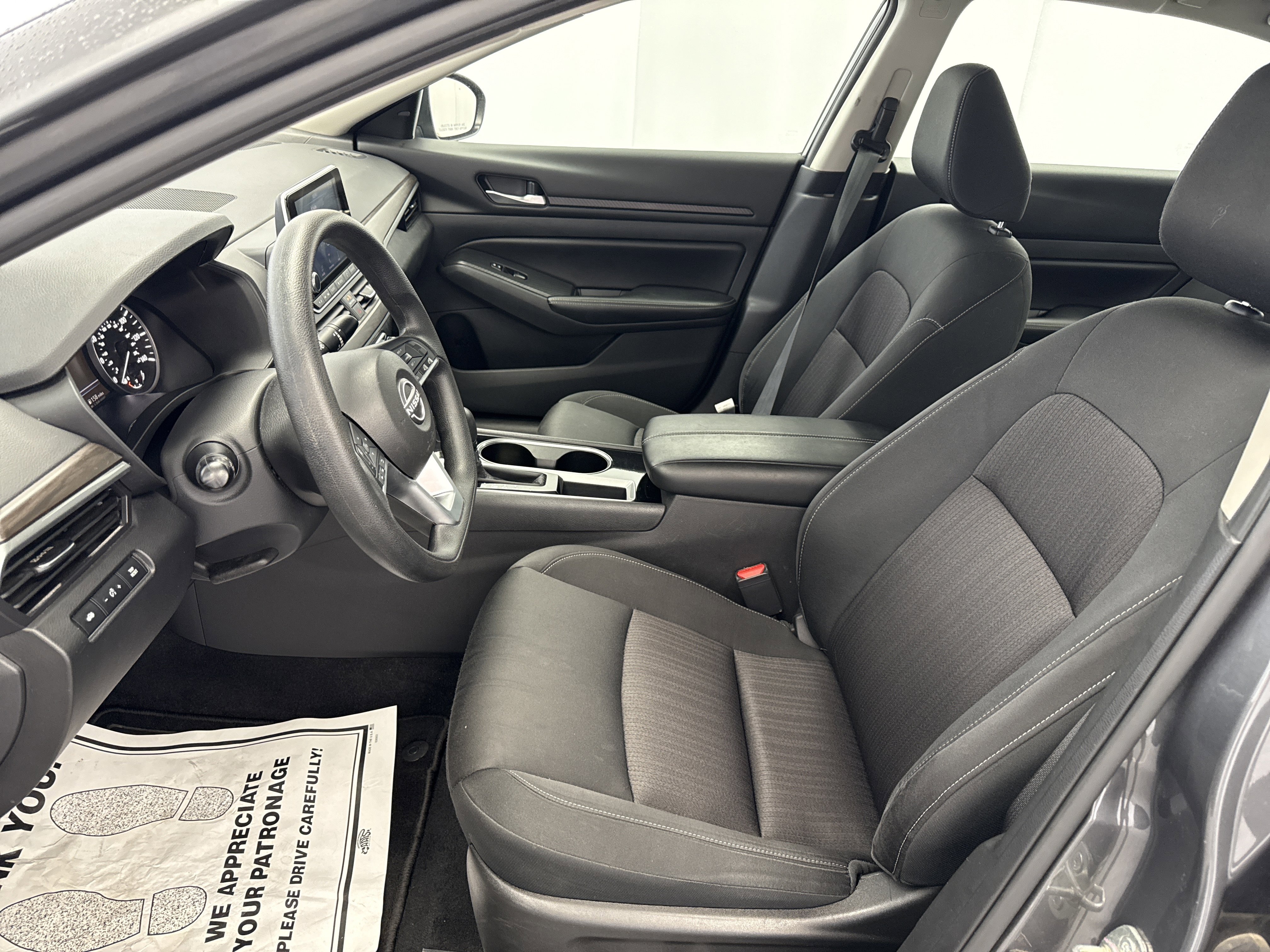 Used 2024 Nissan Altima 2.5 SV image 7