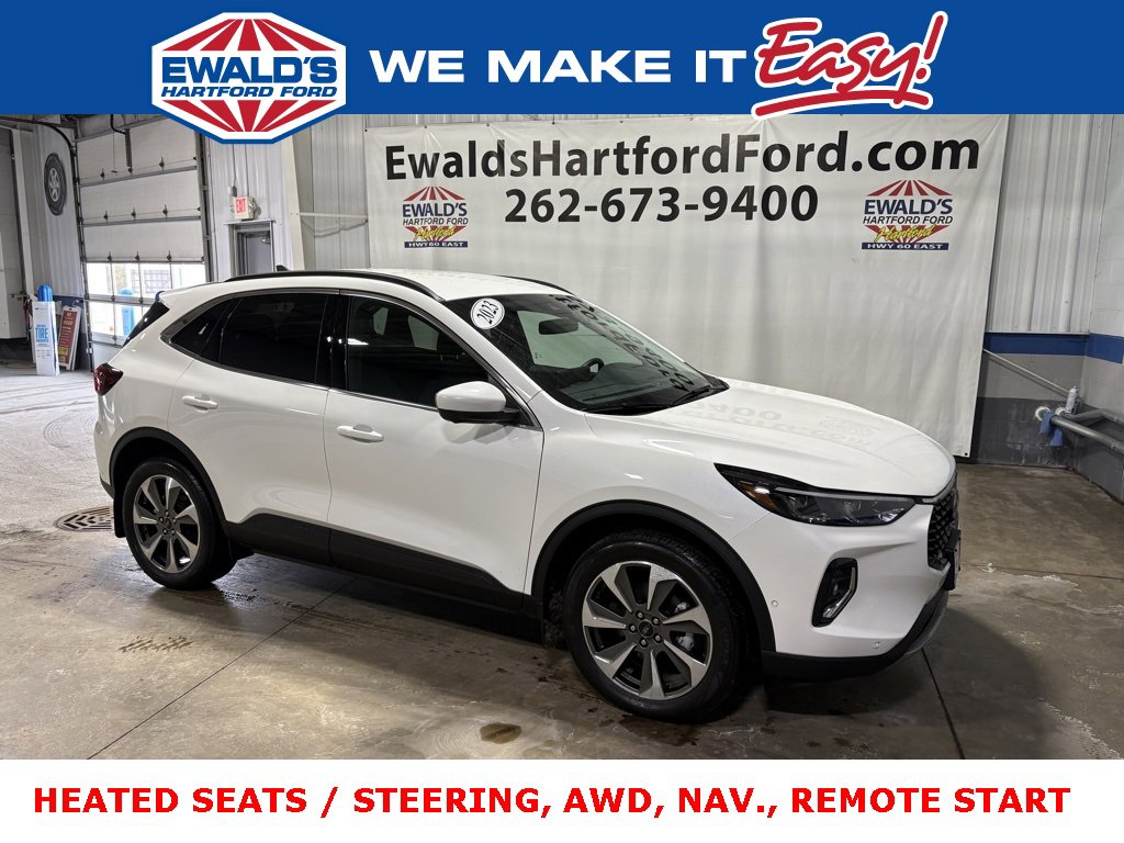 Used 2023 Ford Escape Platinum w/ Premium Technology Package image 1