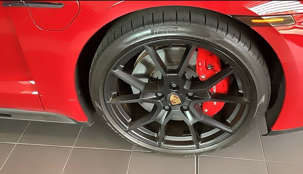 Certified 2023 Porsche Taycan GTS image 10