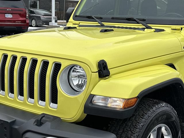 Used 2023 Jeep Wrangler Unlimited Sahara w/ Cold Weather Group AWD/4WD image 7