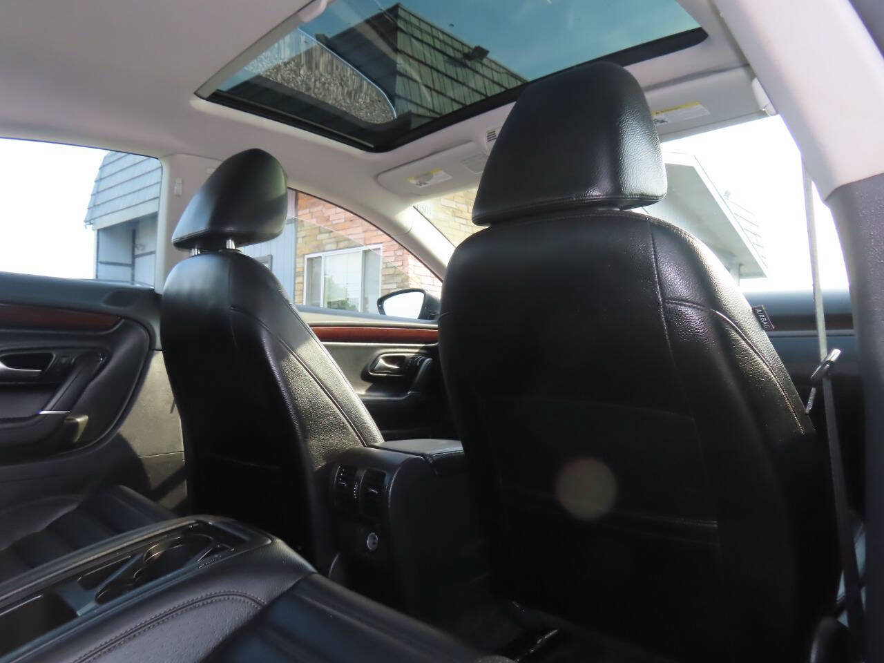Used 2012 Volkswagen CC Lux Plus FWD image 37