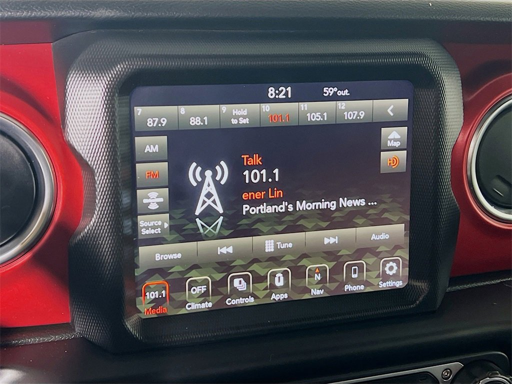 Used 2022 Jeep Gladiator Rubicon w/ Trailer Tow Package image 15