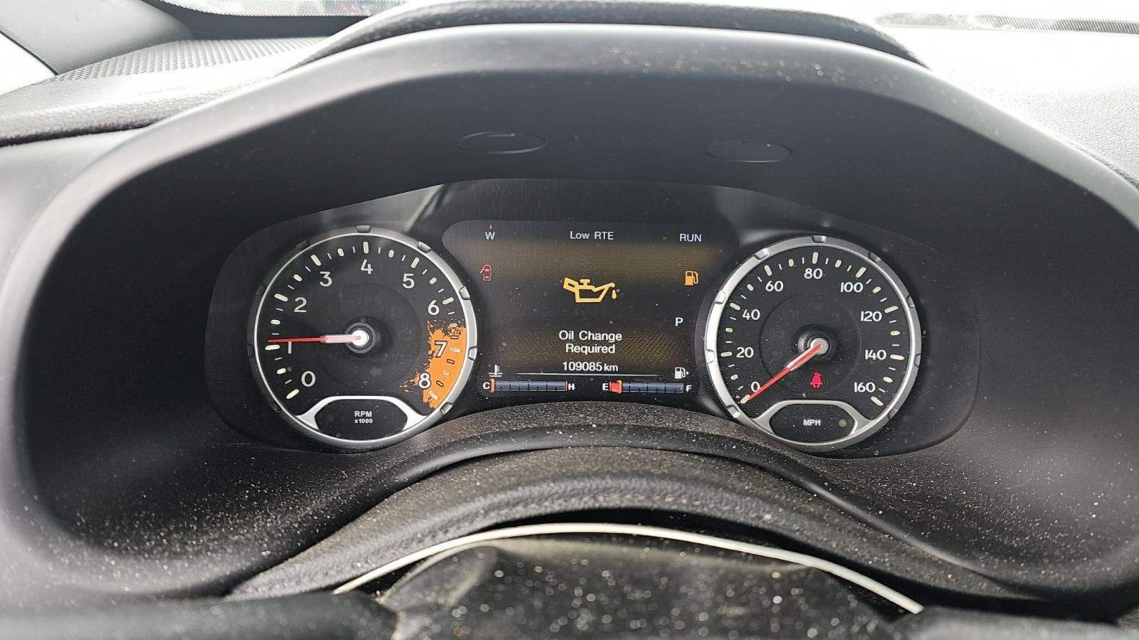 Used 2018 Jeep Renegade Limited AWD/4WD image 24