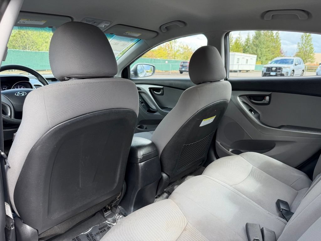 Used 2016 Hyundai Elantra SE FWD image 30