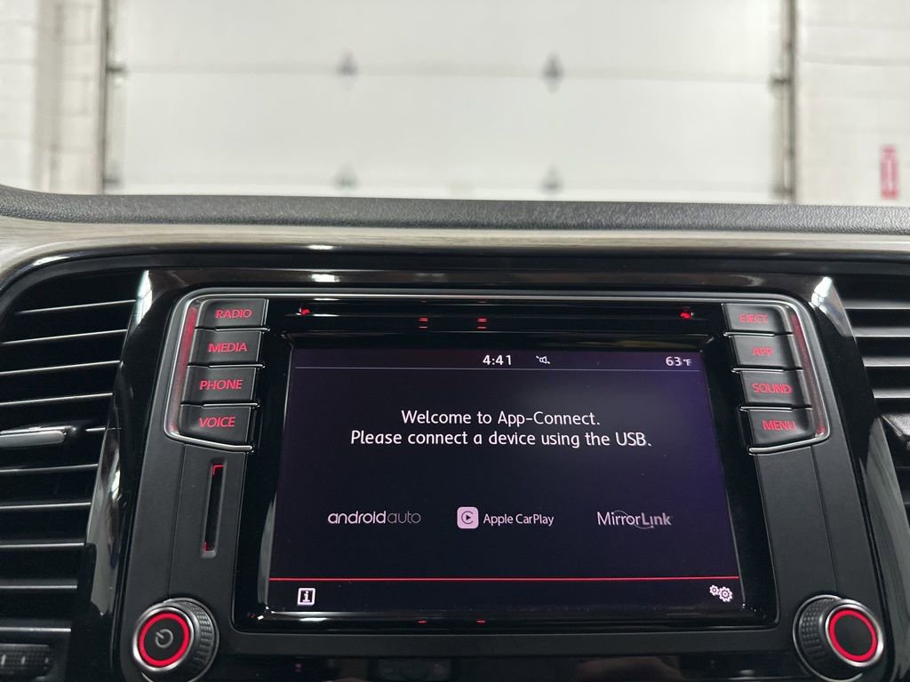 Used 2018 Volkswagen Beetle 2.0T Coast w/ Coast Lighting Package image 30