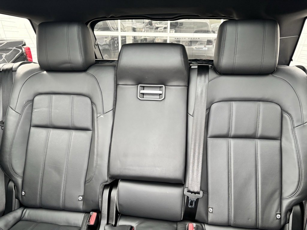 Used 2018 Land Rover Range Rover Sport HSE image 17