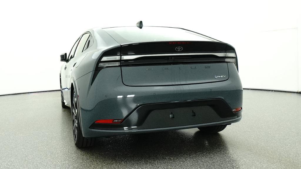 New 2026 Toyota Prius Plug-In Hybrid FWD image 25