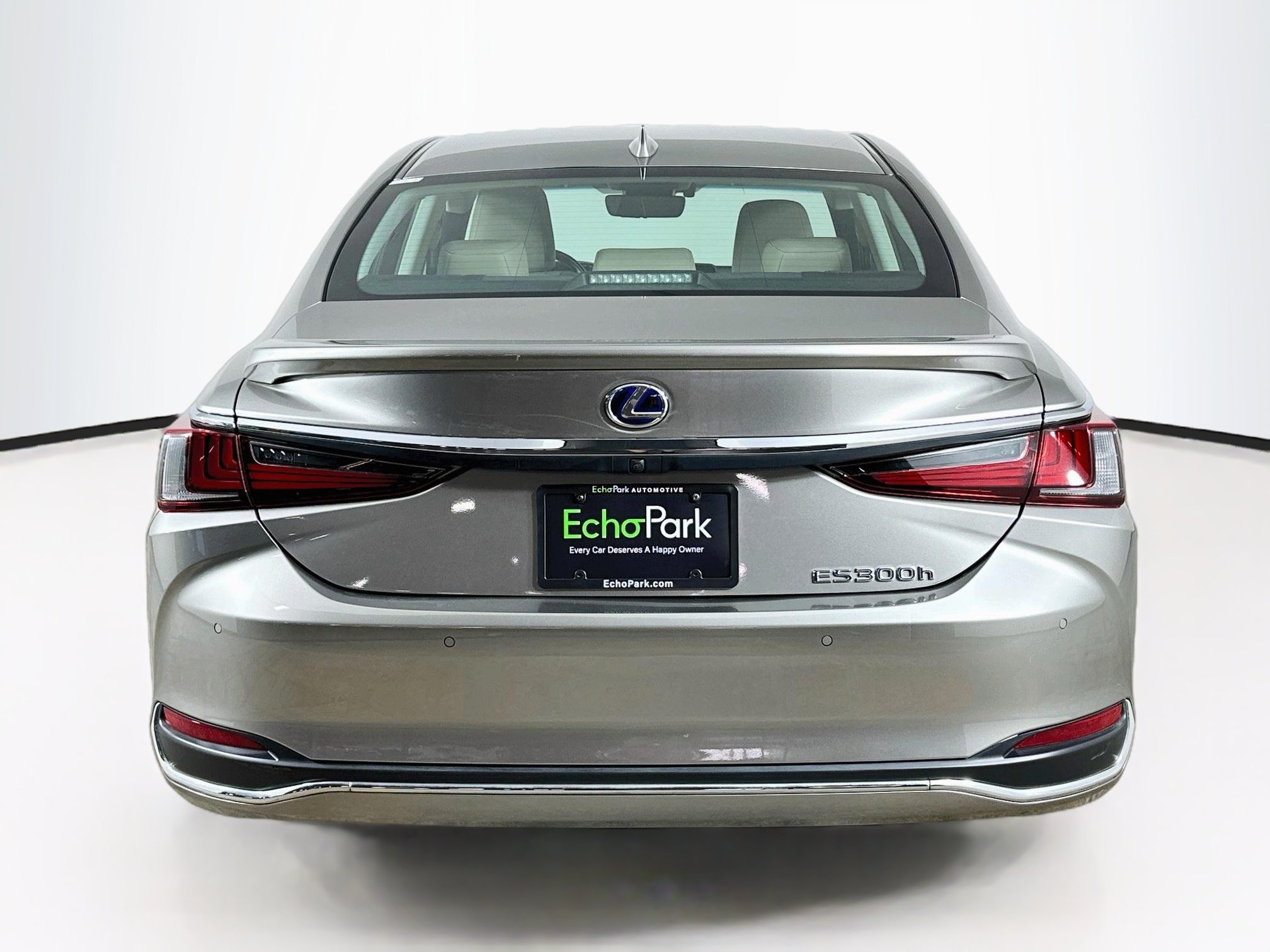 Used 2019 Lexus ES 300h Ultra Luxury FWD image 7