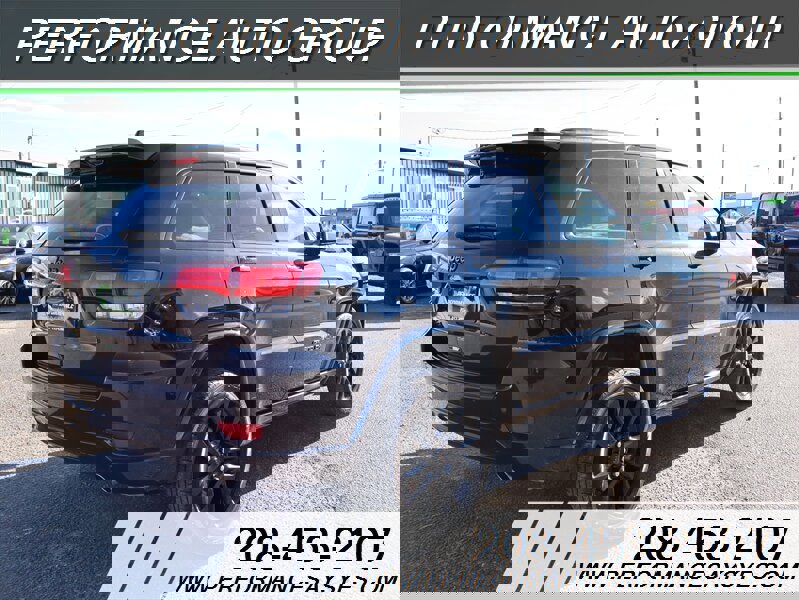 Used 2020 Jeep Grand Cherokee Altitude image 3