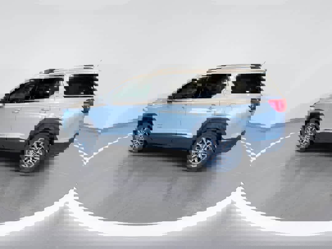 Used 2018 GMC Acadia SLE image 6